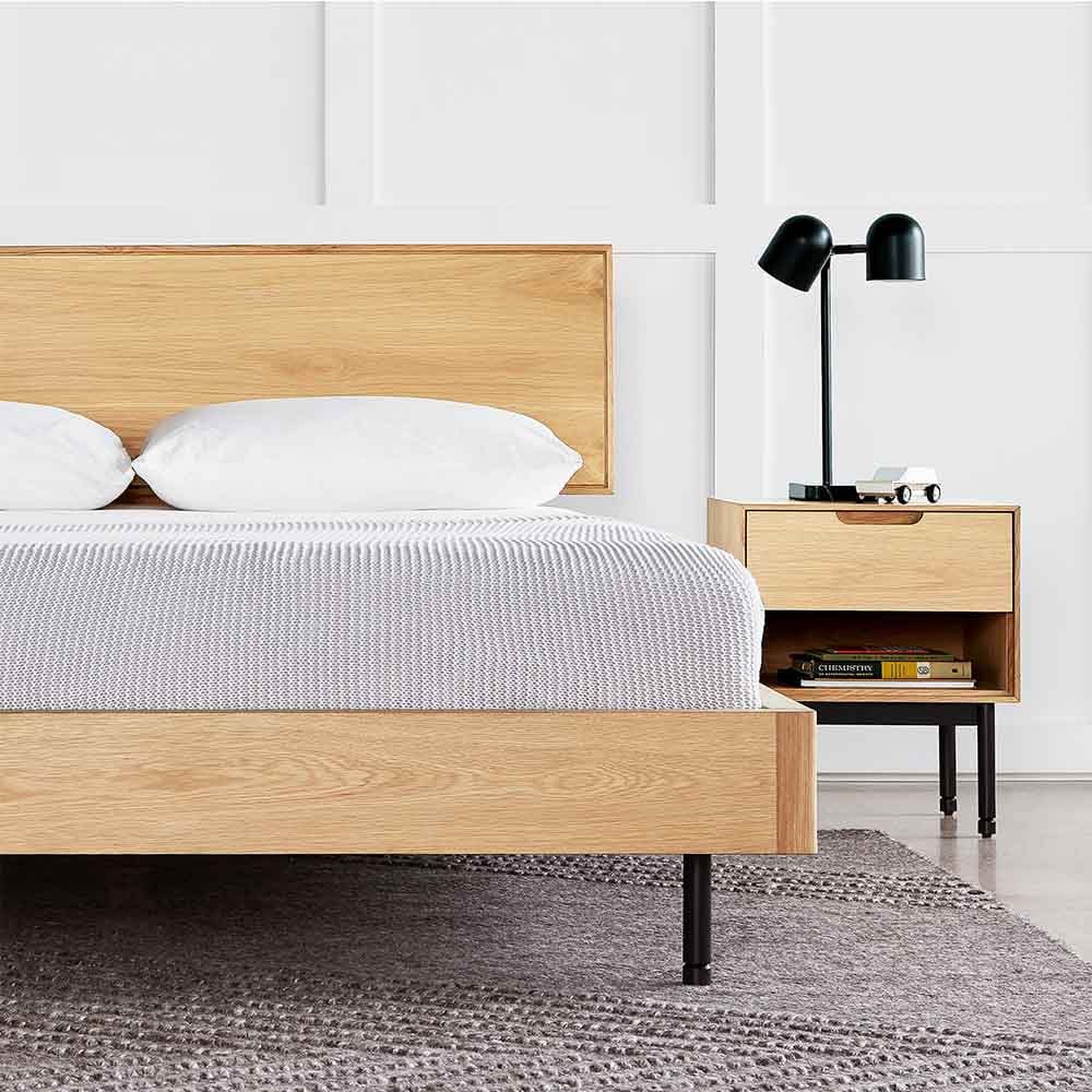 Aménagez la chambre de vos rêves avec Nüspace Mobilier : lits confortables, meubles pratiques et déco chaleureuse pour un espace dédié au repos et au bien-être.