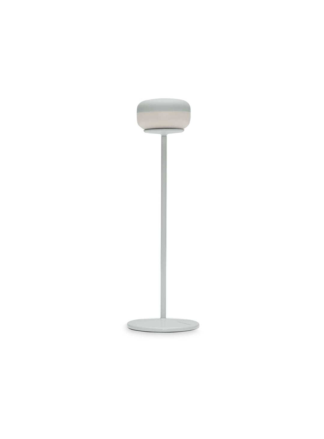 Lampe Cheerio de Fatboy : design moderne, sans fil et robuste, idéale pour éclairer vos espaces intérieurs et extérieurs avec style. Desert.