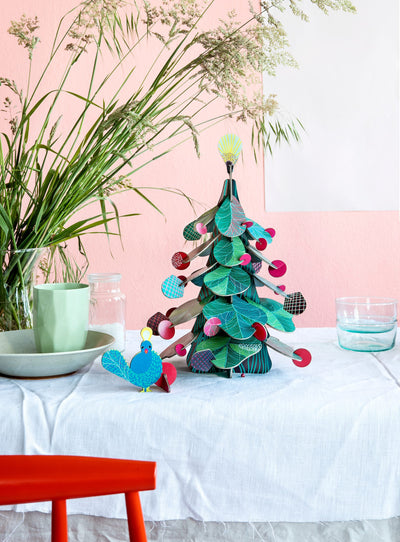 Le Sapin de Noël 3D de Studio Roof, une alternative écologique et élégante pour décorer vos fêtes de fin d'année.