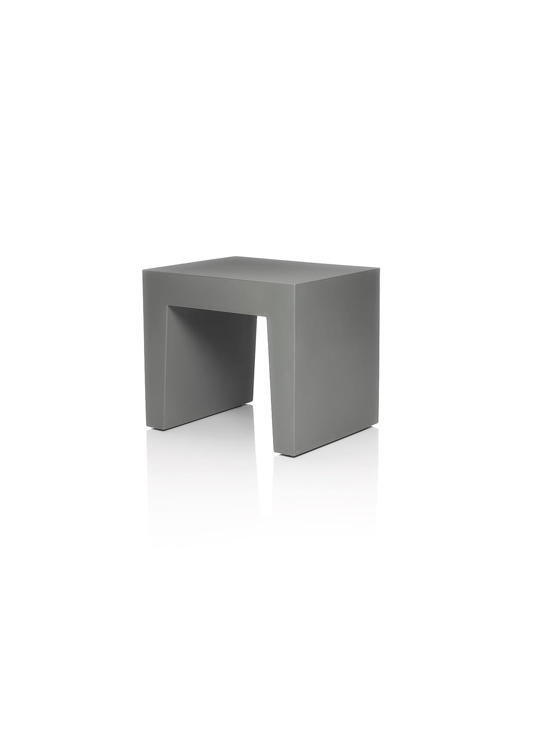 Concrete Fatboy : tabouret inspiré des blocs de béton, polyvalent et léger, idéal pour toutes vos pièces ou votre jardin. Gris.