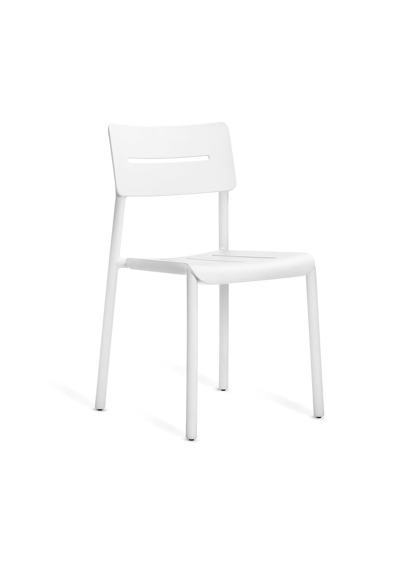 OUTO par TOOU : une gamme de mobilier robuste et élégante, qui allie confort, ergonomie et résistance aux éléments. Blanc.