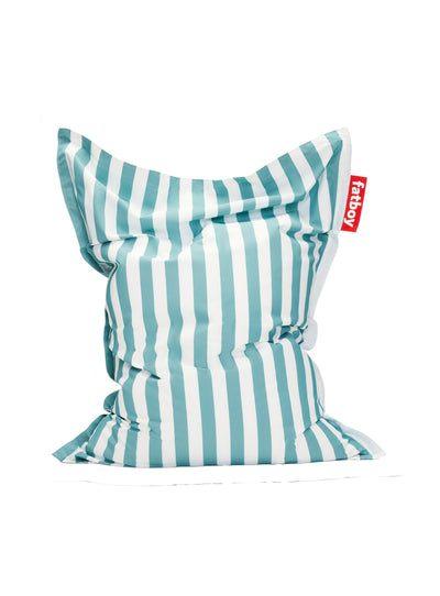 Fatboy Slim Outdoor : un pouf extérieur ergonomique et résistant, parfait pour ajouter style et confort à votre balcon ou terrasse. rayé azur.