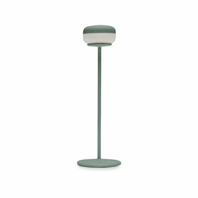 Lampe de table Cheerio : design innovant, base en acier massif, parfaite pour illuminer et embellir n'importe quel espace avec style. Sage.