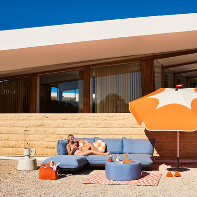 Sofa sectionnel Paletti de Fatboy : confort et flexibilité pour vos moments de loisir en plein air.