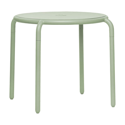 La table Toní Bistreau de Fatboy combine design moderne et durabilité exceptionnelle pour votre extérieur. Vert.
