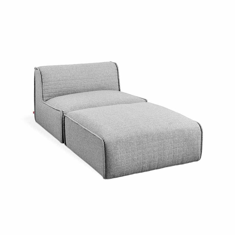 Gus* Modern Nexus, fauteuil et ottoman confortable, en tissu, parliament stone