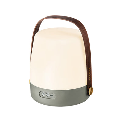 Illuminez votre espace avec la lampe de table Lite-up de kooduu. Portabilité, design danois et ambiance ajustable. Pétrole.