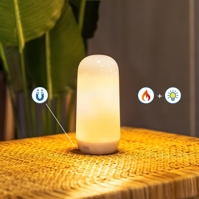 Éclairez votre espace avec Candy de Newgarden : lampe portable, base magnétique, télécommande pour personnaliser l'éclairage selon vos besoins.