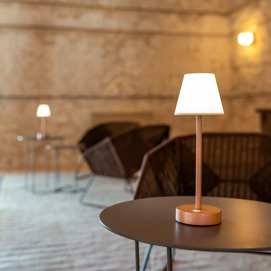 Lola Slim 30 table lamp