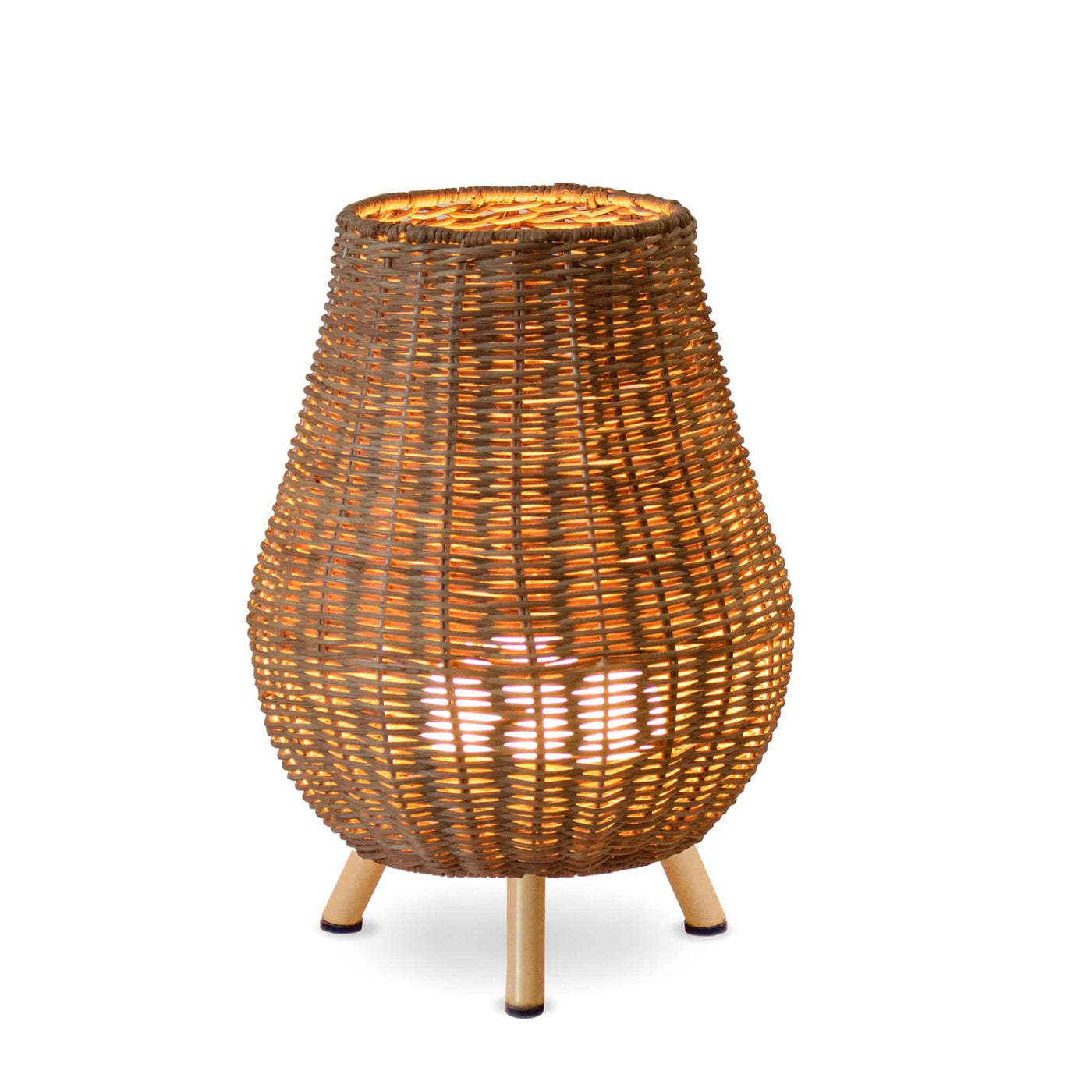 La lampe Saona de Newgarden, sans fil et fabriquée en fibres naturelles, illumine vos espaces intérieurs et extérieurs avec une touche authentique et chaleureuse. Intérieur et extérieur..