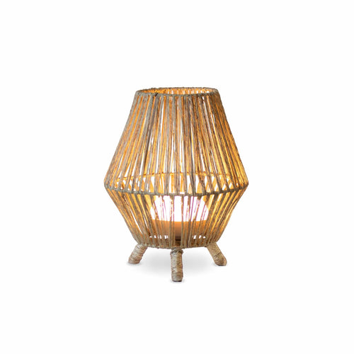 Découvrez la lampe Sisine 30 de Newgarden : fabriquée à la main avec des fibres naturelles, parfaite pour illuminer votre maison ou jardin avec style. Intérieur et extérieur.