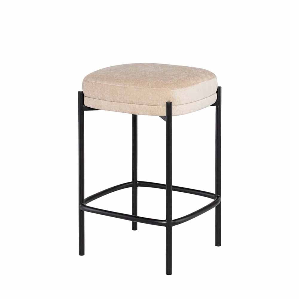 Nuevo Inna, tabouret de comptoir avec une assise rembourré et confortable, en acier et tissu, amande