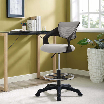 L'assise densément rembourrée du tabouret Thrive assure un confort durable, même pendant les longues sessions de travail. Gris.