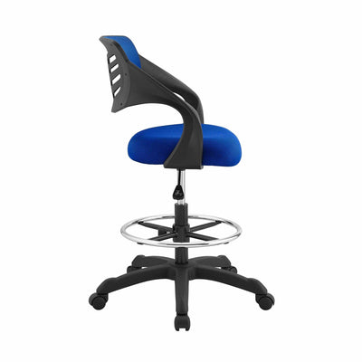 Travaillez confortablement et efficacement avec le tabouret Thrive, doté d'un soutien lombaire passif et d'une assise rembourrée. Bleu.