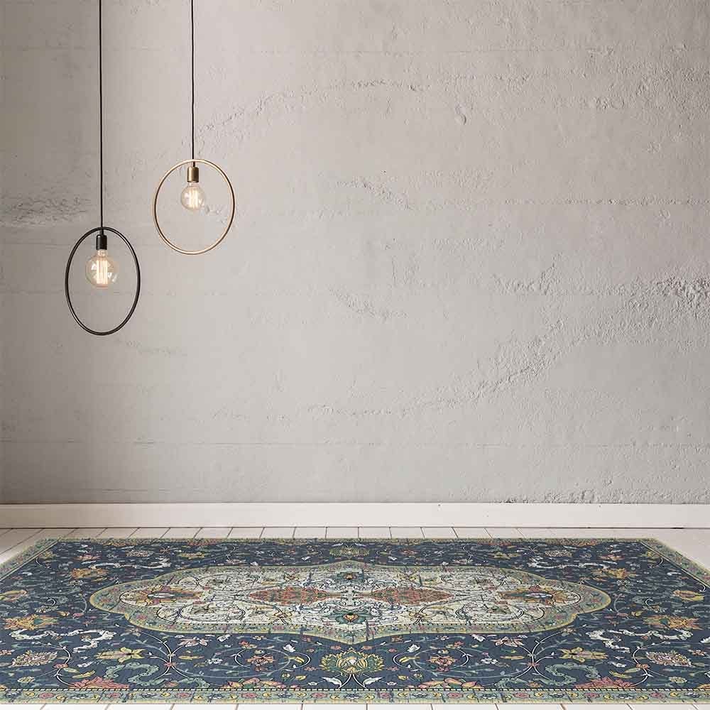 Habillez votre plancher avec un design contemporain aux accents vintage. La compagnie Espagnole Adama Alma offre une large gamme tapis de vinyle aux motifs chaleureux et variés.