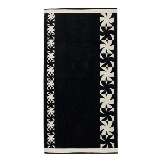 Beach Towel, serviette de plage luxueuse par Basil Bangs, flowers by kane