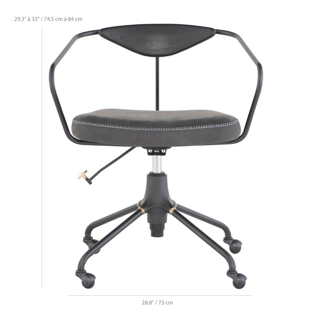 Akron de District Eight : une chaise de bureau en bois et fonte avec siège en cuir luxueux et coutures contrastantes. Design industriel et confort optimal. Dimensions