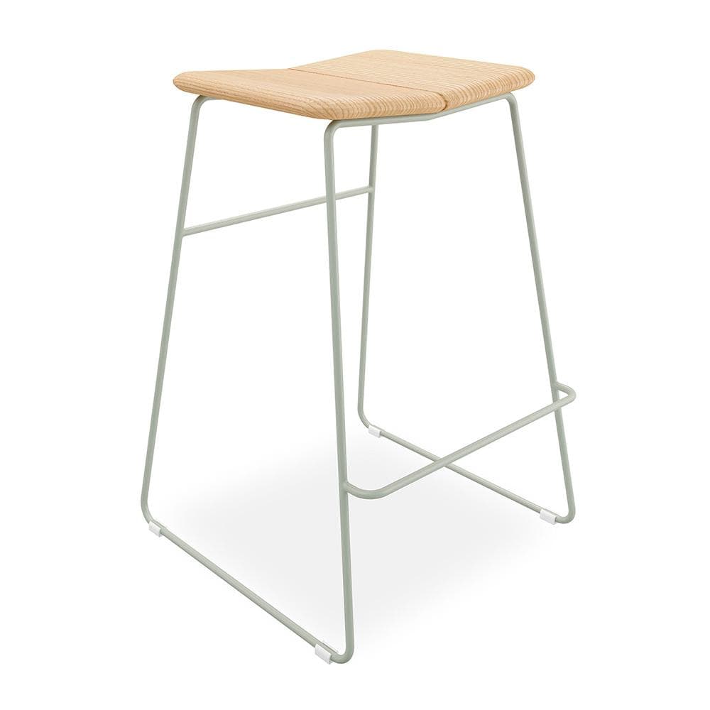 Gus* Modern Aero, tabouret de bar, en bois et métal peint, sage