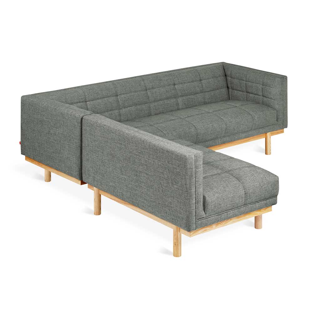 Gus* Modern Mulholland, sofa bi-sectionnel, en tissu et bois, caledon cinder