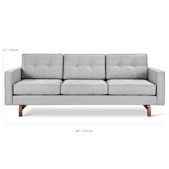 Gus* Modern Jane 2, sofa 3 places, en bois et tissu, dimensions