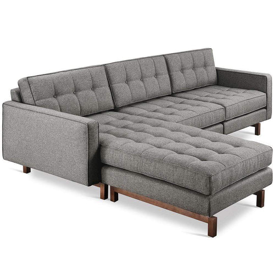 Gus* Modern Jane 2, sofa bi-sectionnel, en bois et tissu, parliament stone, noyer