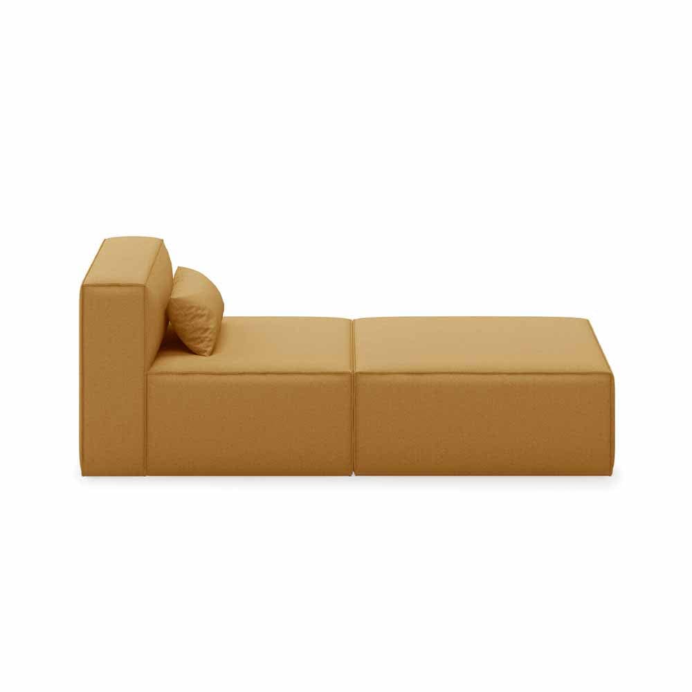 Gus* Modern Mix Modular 2, fauteuil et ottoman, en bois et tissu, mowat ferro