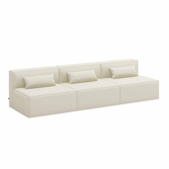 Gus* Modern Mix Modular 3, sofa modulaire 3 places, en bois et tissu, mowat sand