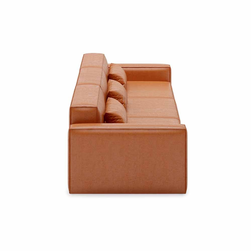 Gus* Modern Mix Modular 3, sofa modulaire 3 places, en bois et tissu, cuir vegan cognac