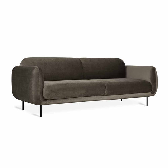 Gus* Modern Nord, sofa 3 places, en bois et tissu, cassella mink