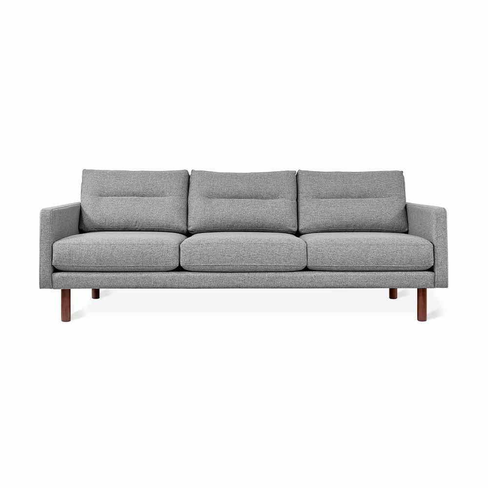 Gus* Modern Miller, sofa 3 places avec des pieds en bois, en tissu, parliament stone