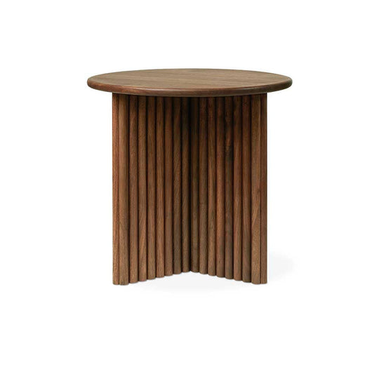 Gus* Modern Odeon, table d’appoint, en bois, noyer