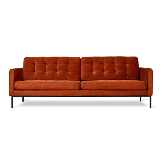 Gus* Modern Towne, sofa 3 places, en métal et tissu, velvet russet