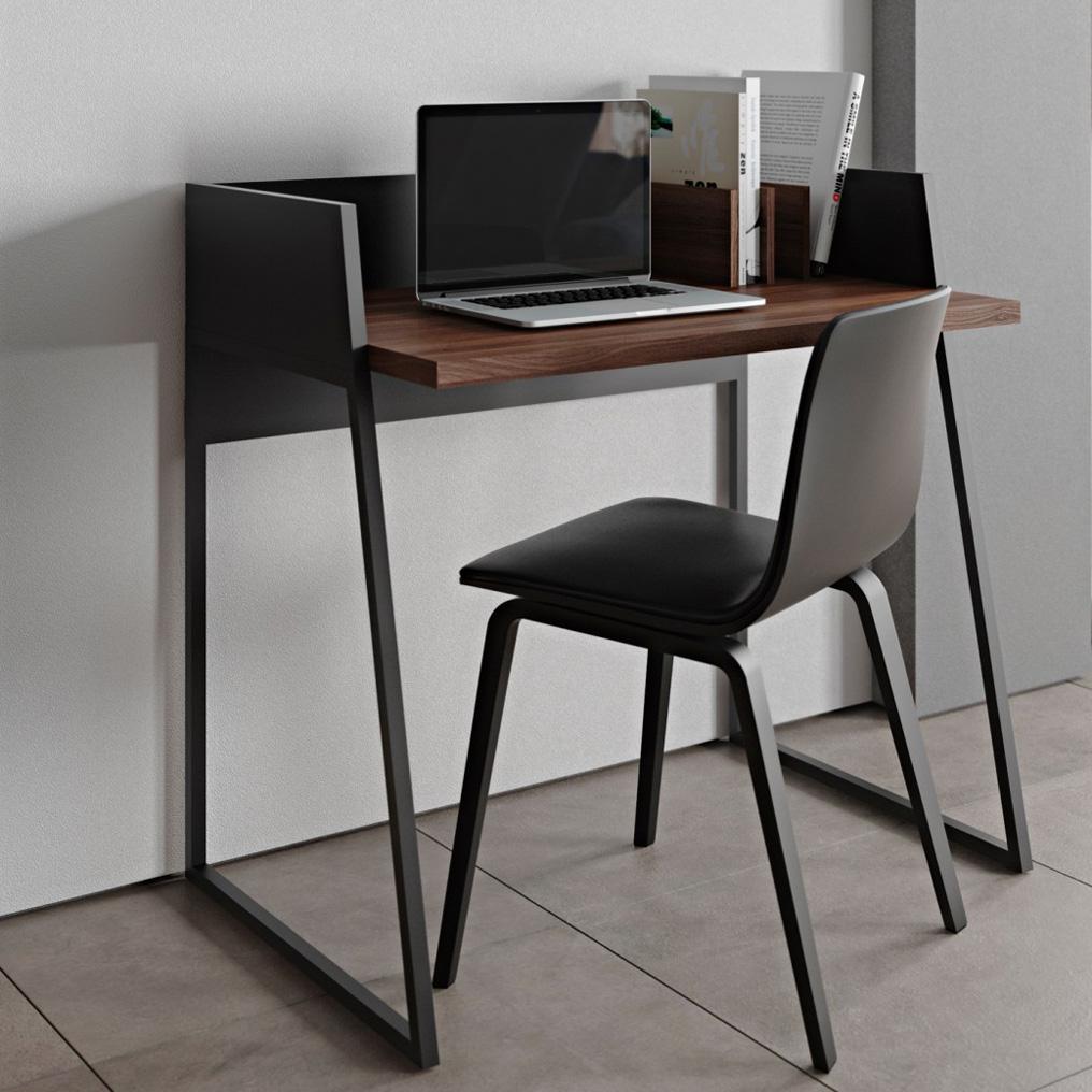 Idéal pour les petits espaces, Volga de TemaHome est un bureau compact, pratique et tout simplement superbe. Avec ses rangements bien pensés et ses contrastes, cette pièce au format facile mais au style racé saura réveiller n'importe quel espace de travail.