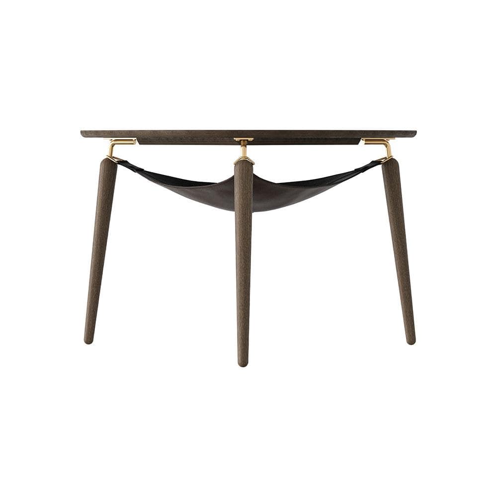 Umage Hang Out, table basse avec un sac, en bois, tissu et cuir, chêne foncé, laiton